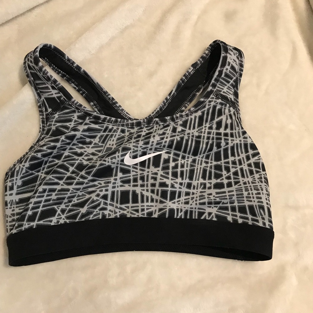 Small Nike sportsbra